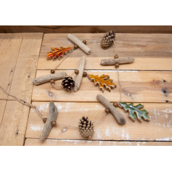 Girlande Herbstblätter aus Mangoholz