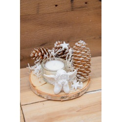 Teelicht Engel auf Birkenholz