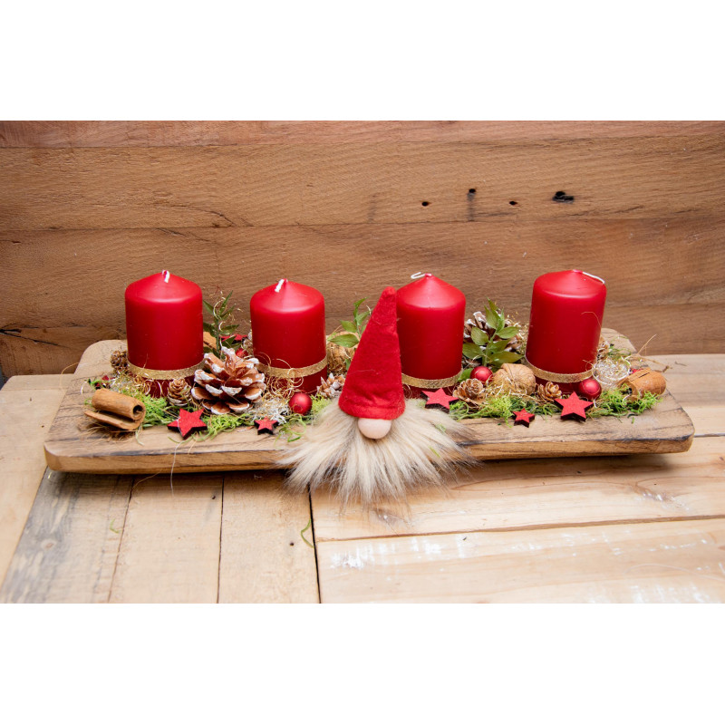 Adventsgesteck Holztablett Wichtel rot