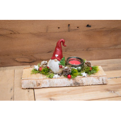 Teelicht Wichtel auf Birkenholz