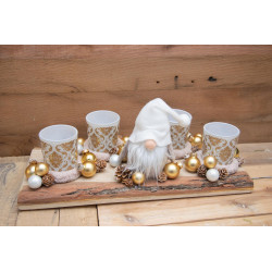 Wichtel Gesteck auf Holzscheibe