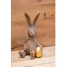 Hase mit goldenem Ei