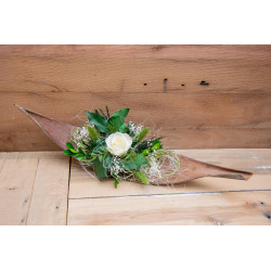 Kokosschale mit halbarer Rose