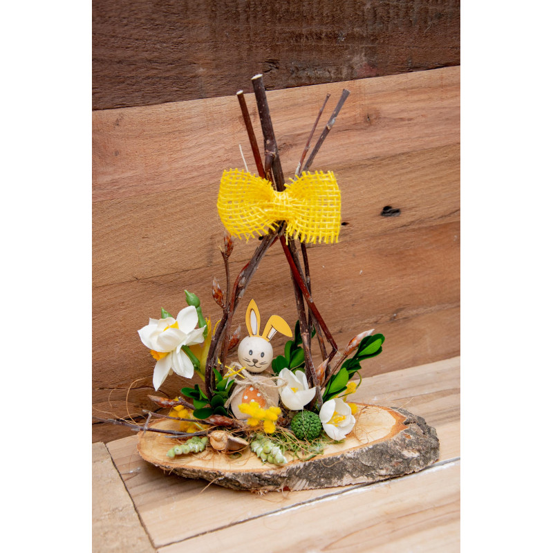 Tischdeko Weidenkranz mit Holzhasen