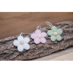 Blumen-Anhänger aus Stoff, in 3 Farben