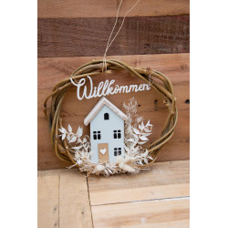 Türkranz Haus hellblau