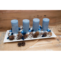 Adventsgesteck in Blau-Weiss